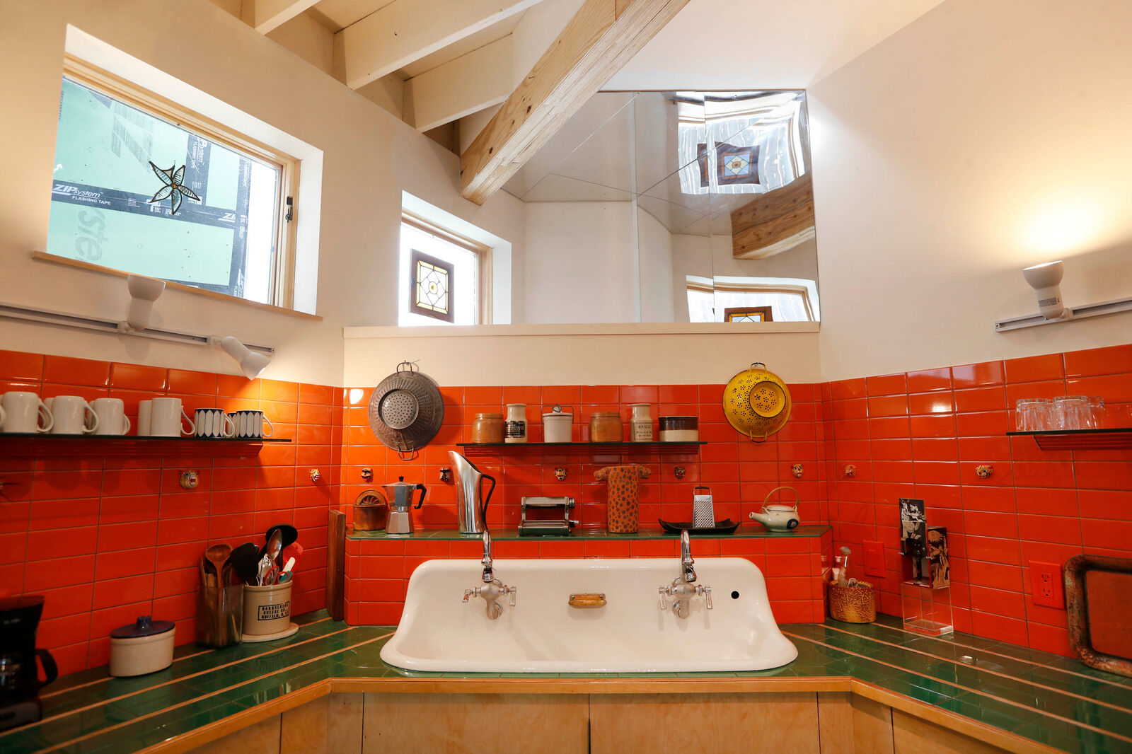 Kitchen sink